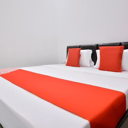 Hotel O White Solitaire Ludhiana Eksteriør bilde