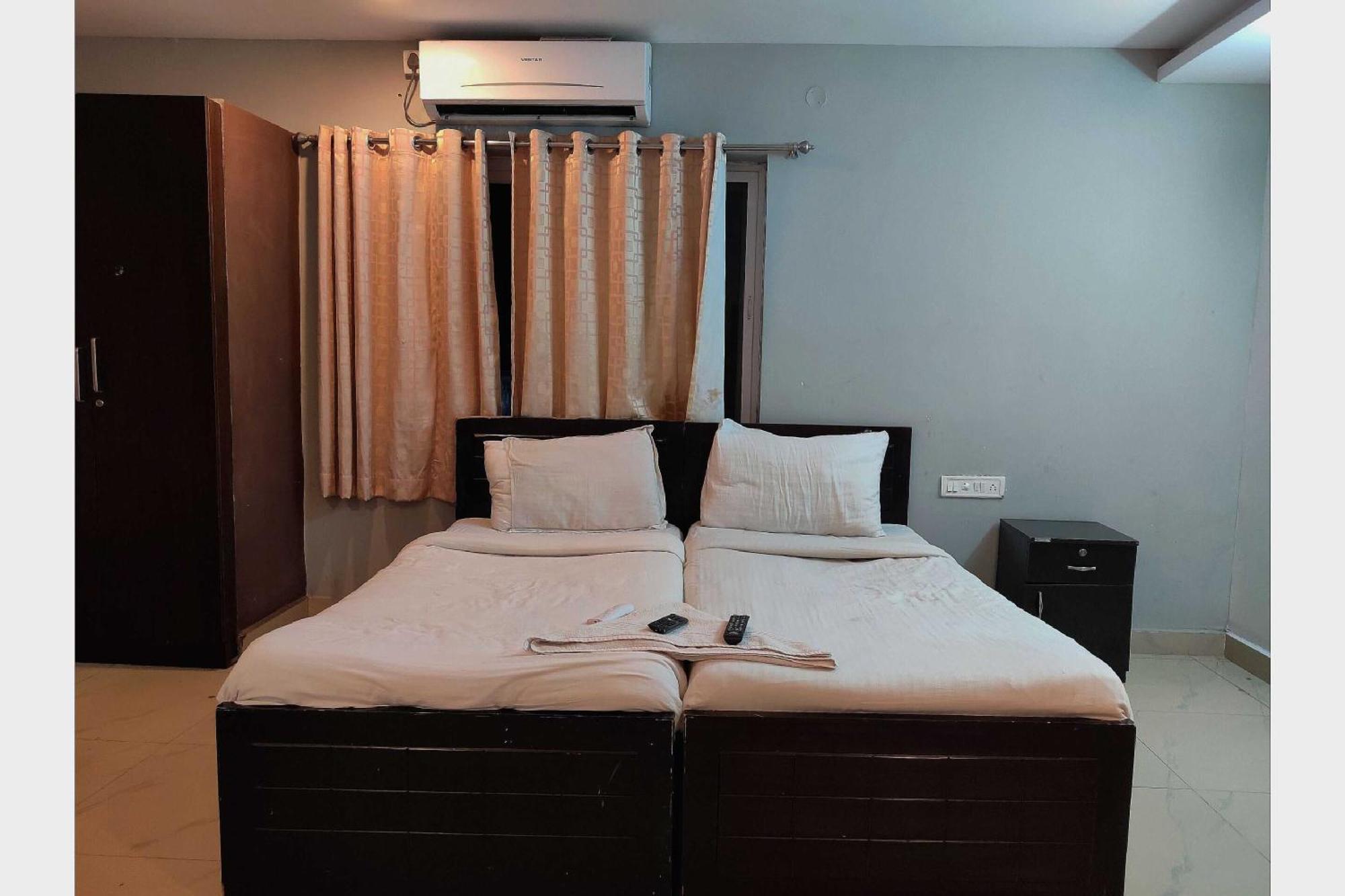 Hotel O White Solitaire Ludhiana Eksteriør bilde